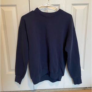 fruit of the loom crewneck (size medium)